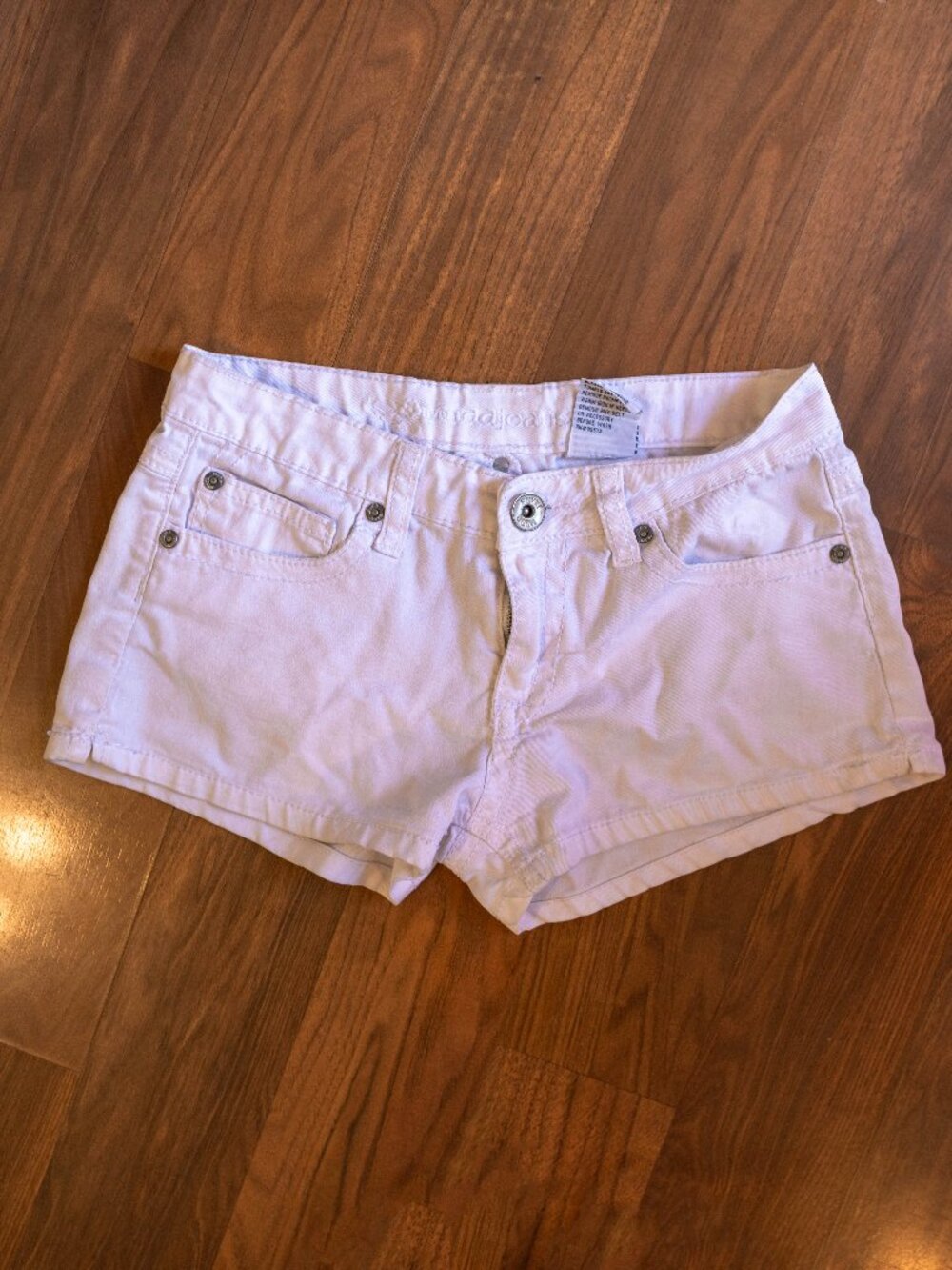 Mudd Jeans White Cuffed Shorts - Size 3
